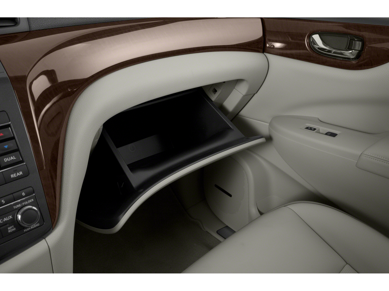 2015 Nissan Quest S
