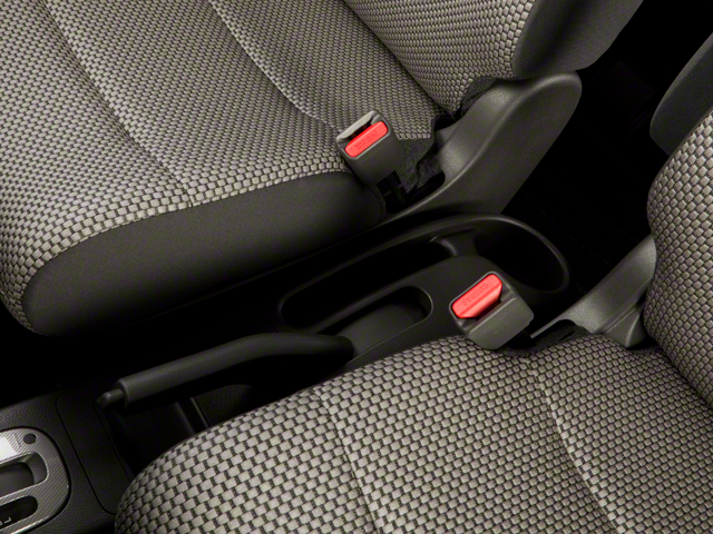 2013 Nissan cube S