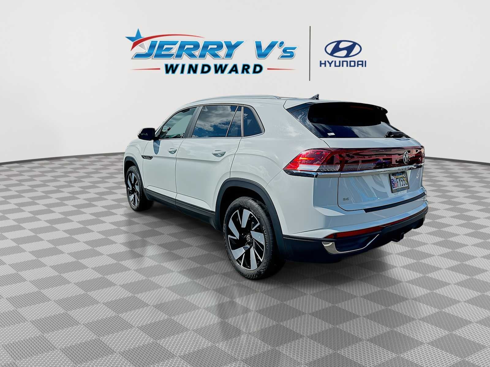 2025 Volkswagen Atlas Cross Sport 2.0T SE w/Technology