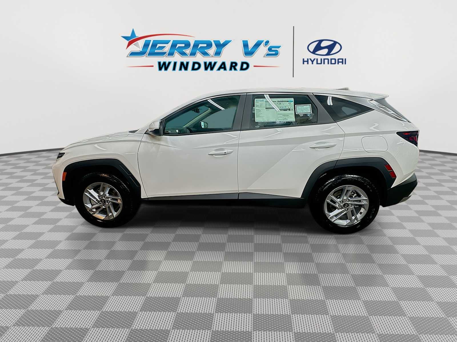 2026 Hyundai TUCSON SE FWD