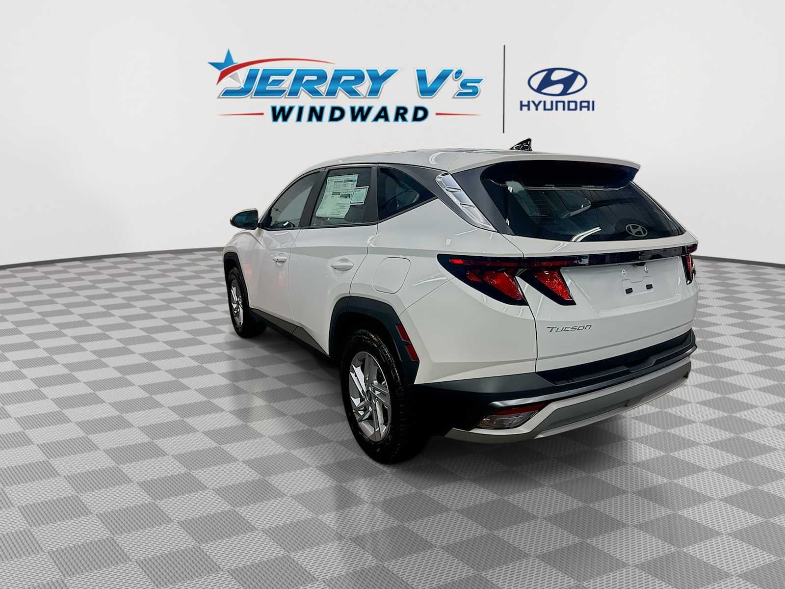 2026 Hyundai TUCSON SE FWD