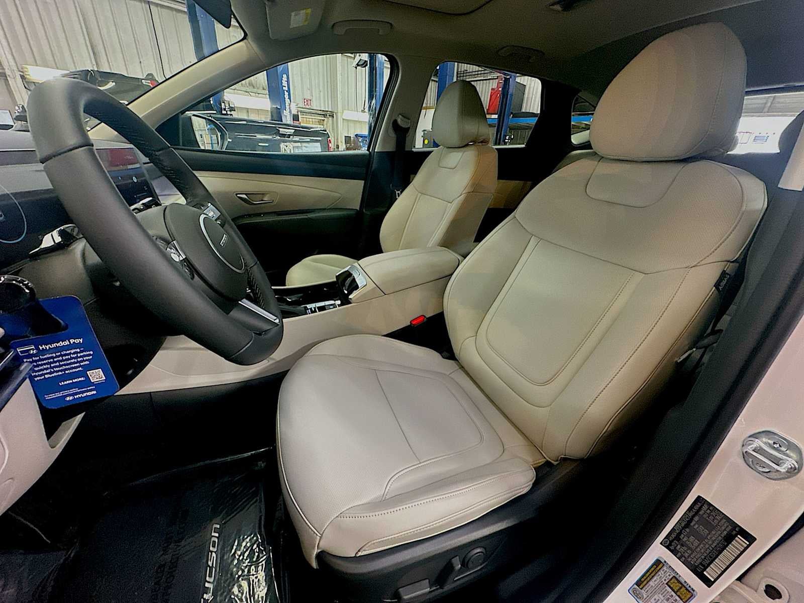 2026 Hyundai TUCSON SEL Premium FWD