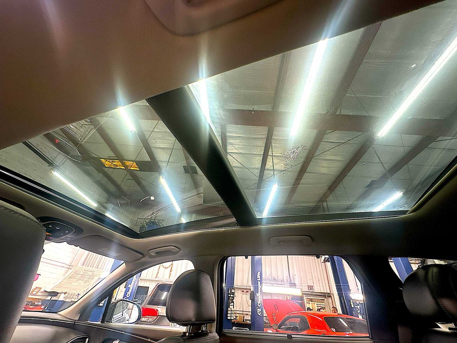 2023 Hyundai SANTA FE HYBRID SEL Premium