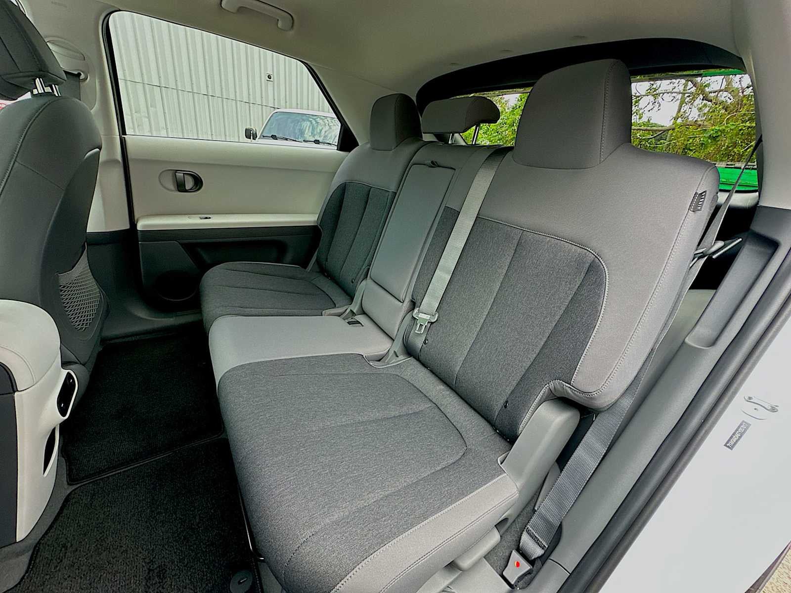 2026 Hyundai IONIQ 5 SE