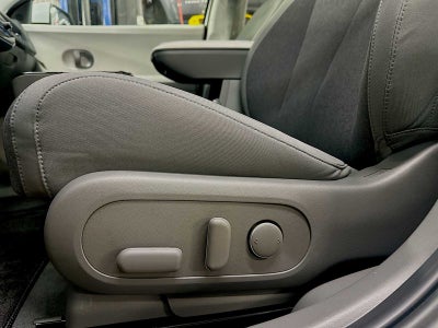 2026 Hyundai IONIQ 5 SE