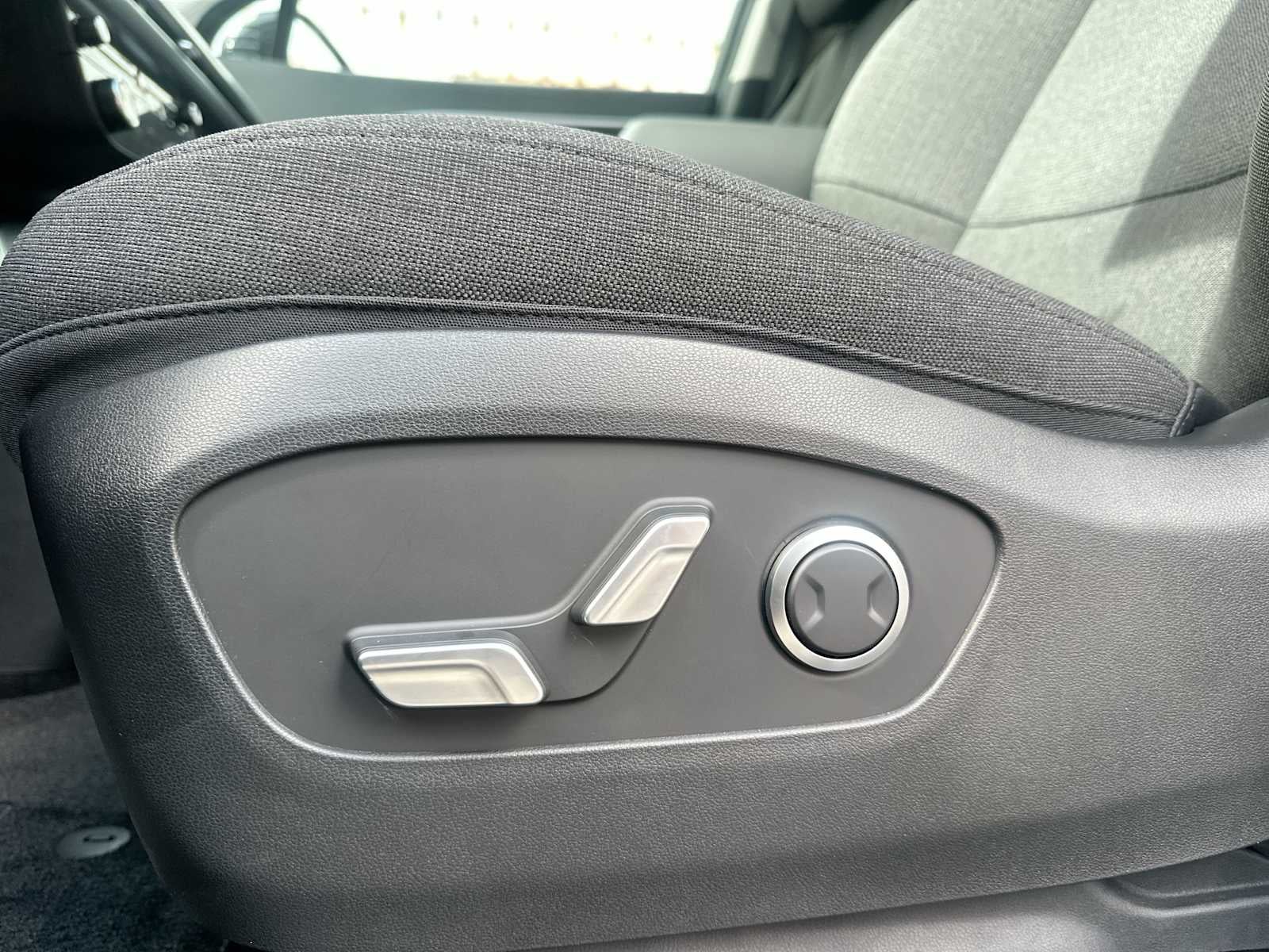 2026 Hyundai IONIQ 9 S