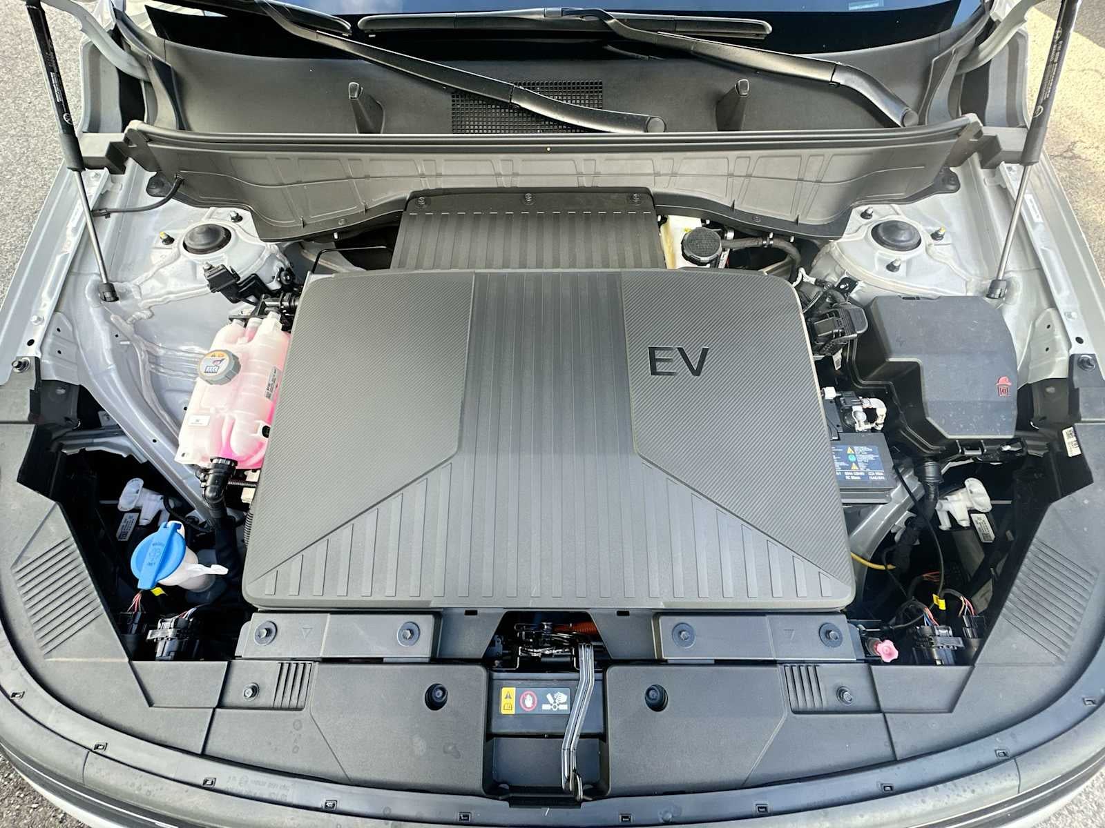 2025 Hyundai KONA ELECTRIC SEL