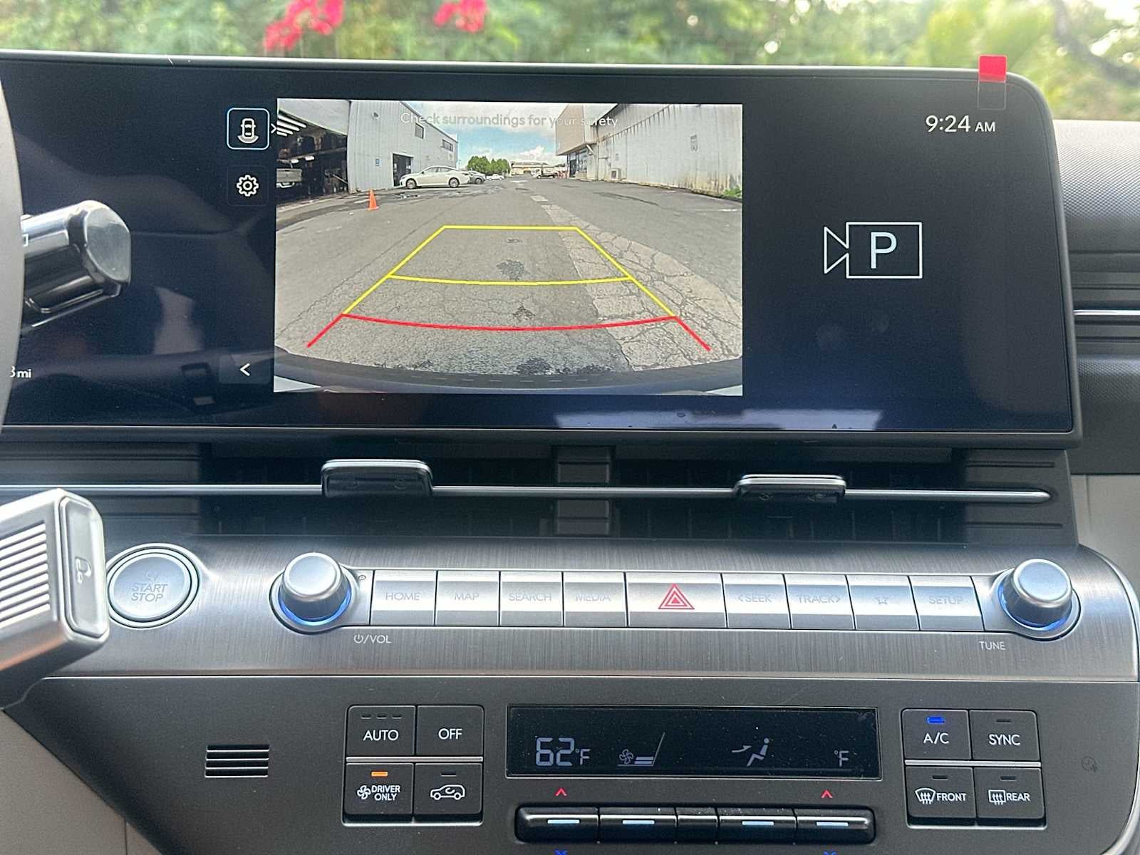 2025 Hyundai KONA ELECTRIC SEL