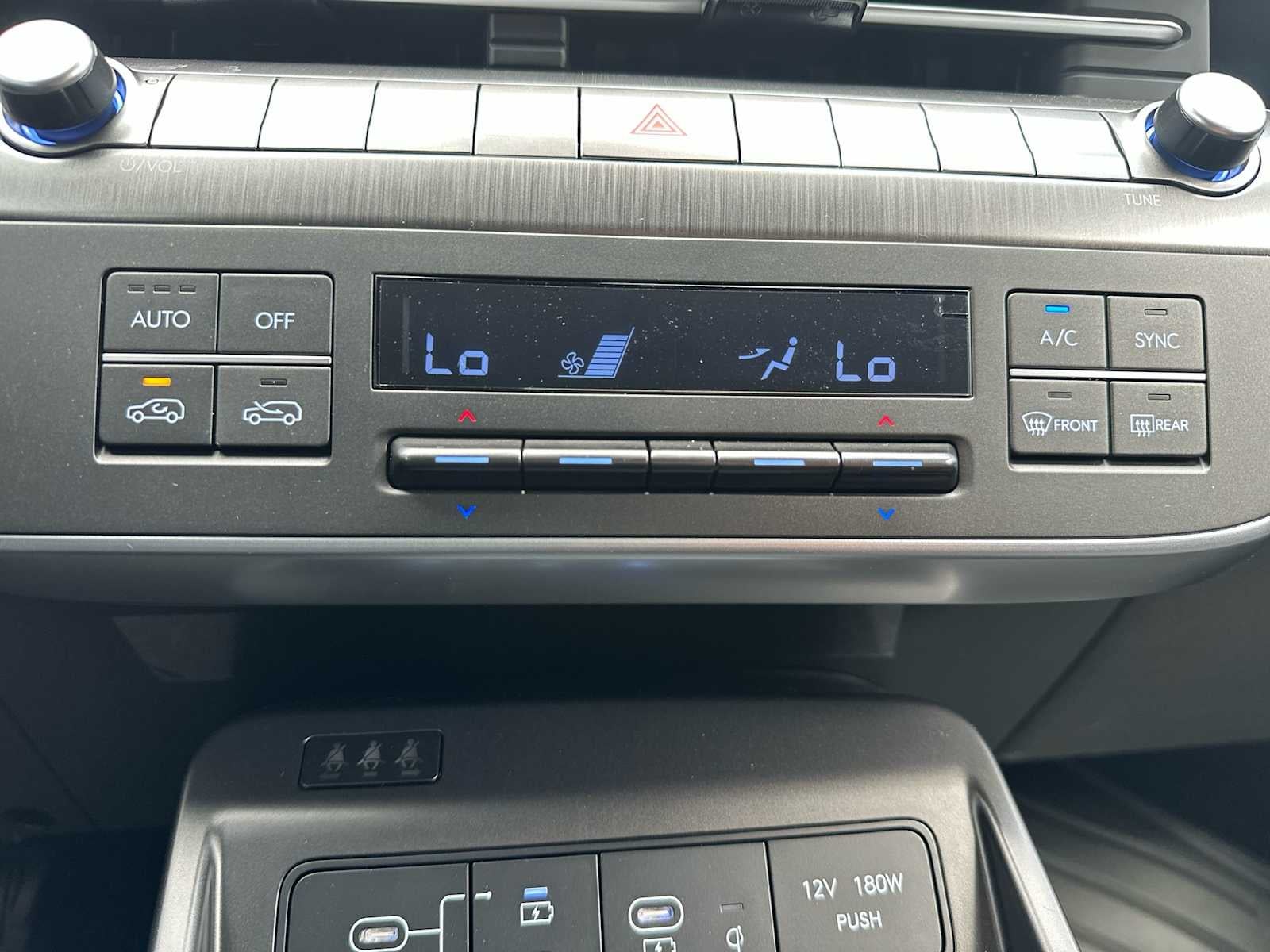 2025 Hyundai KONA SEL Convenience FWD