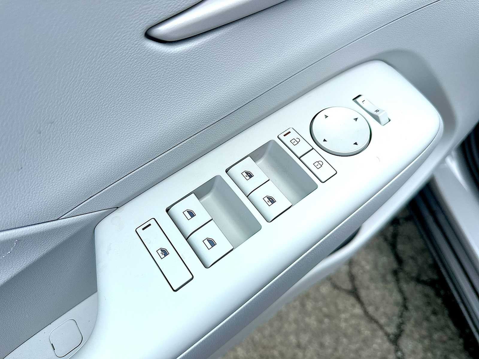 2025 Hyundai TUCSON PLUG-IN HYBRID SEL