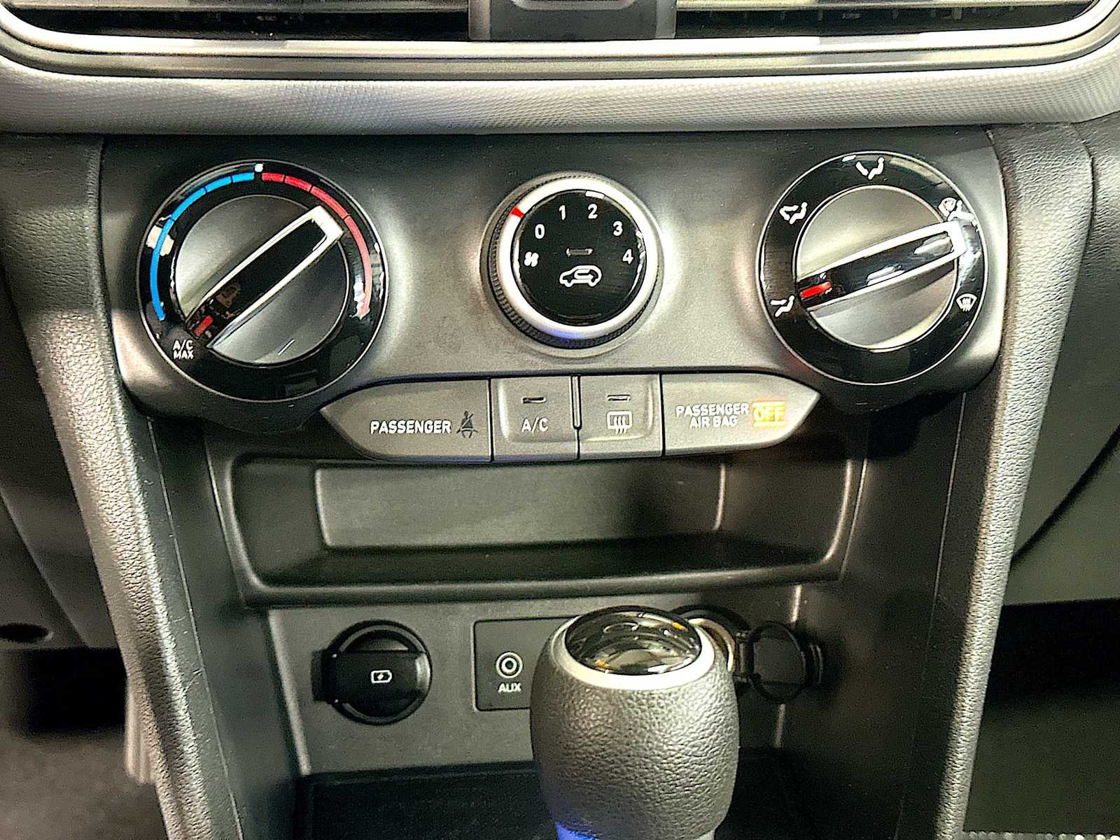 2021 Hyundai KONA SE