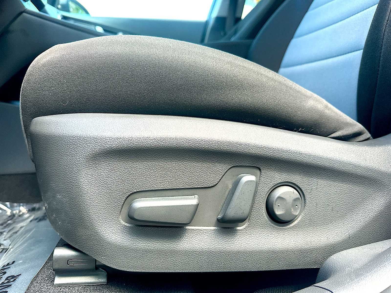 2023 Hyundai KONA ELECTRIC SE