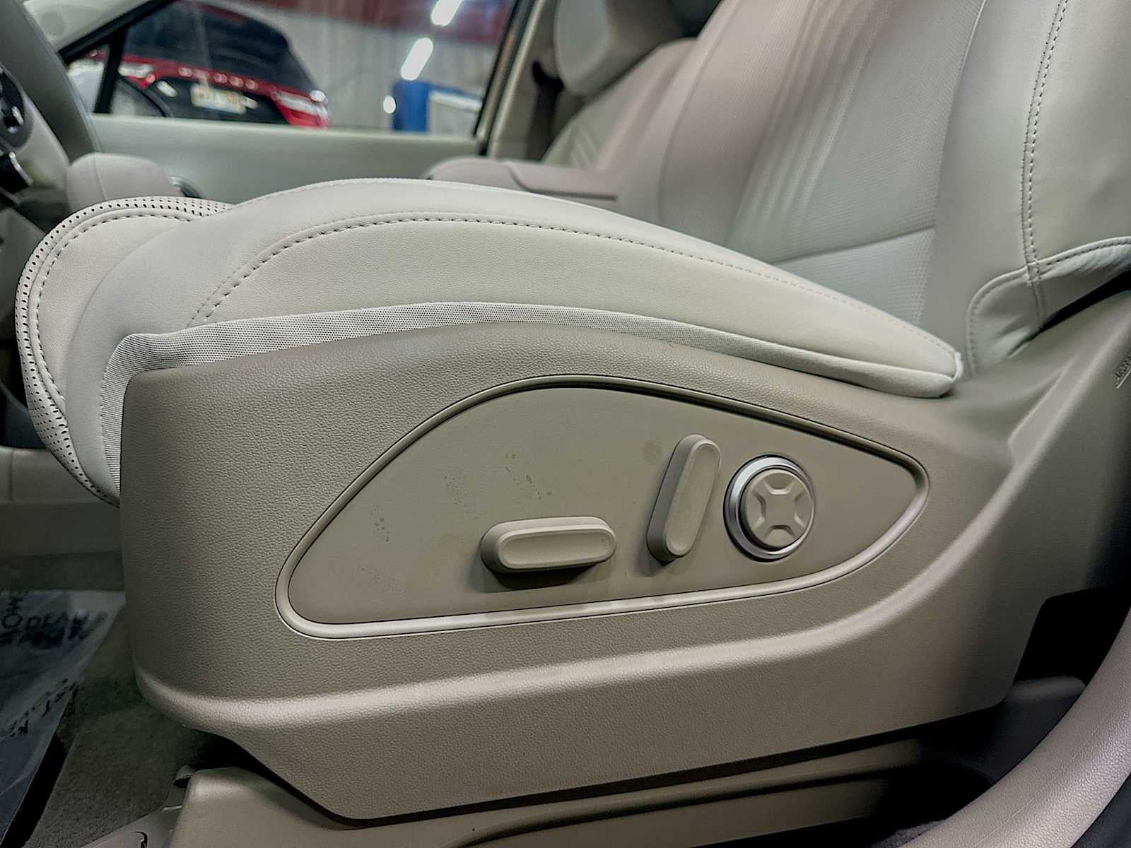 2026 Hyundai PALISADE HYBRID Blue SEL Premium 8P