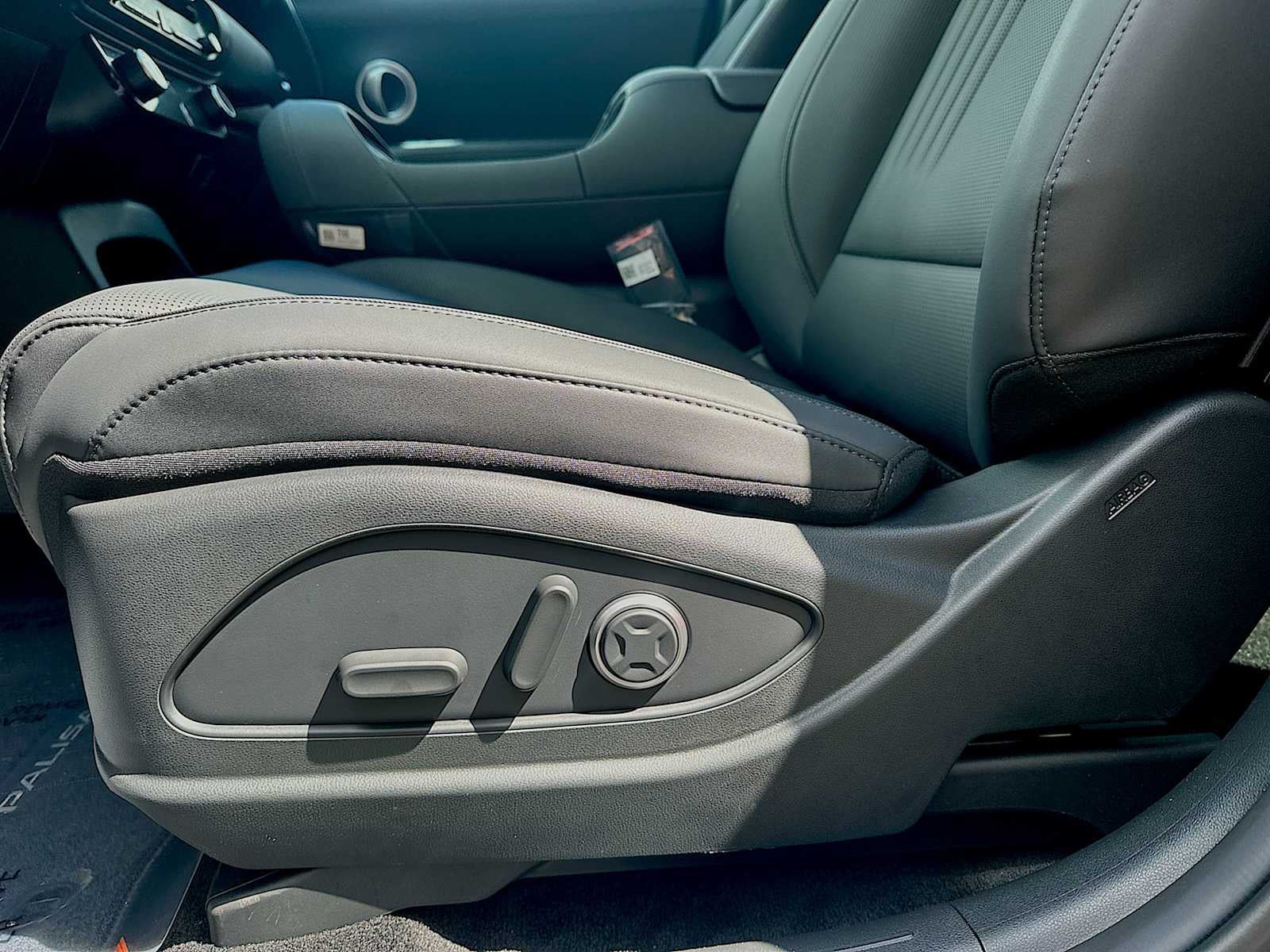 2027 Hyundai PALISADE HYBRID SEL Premium