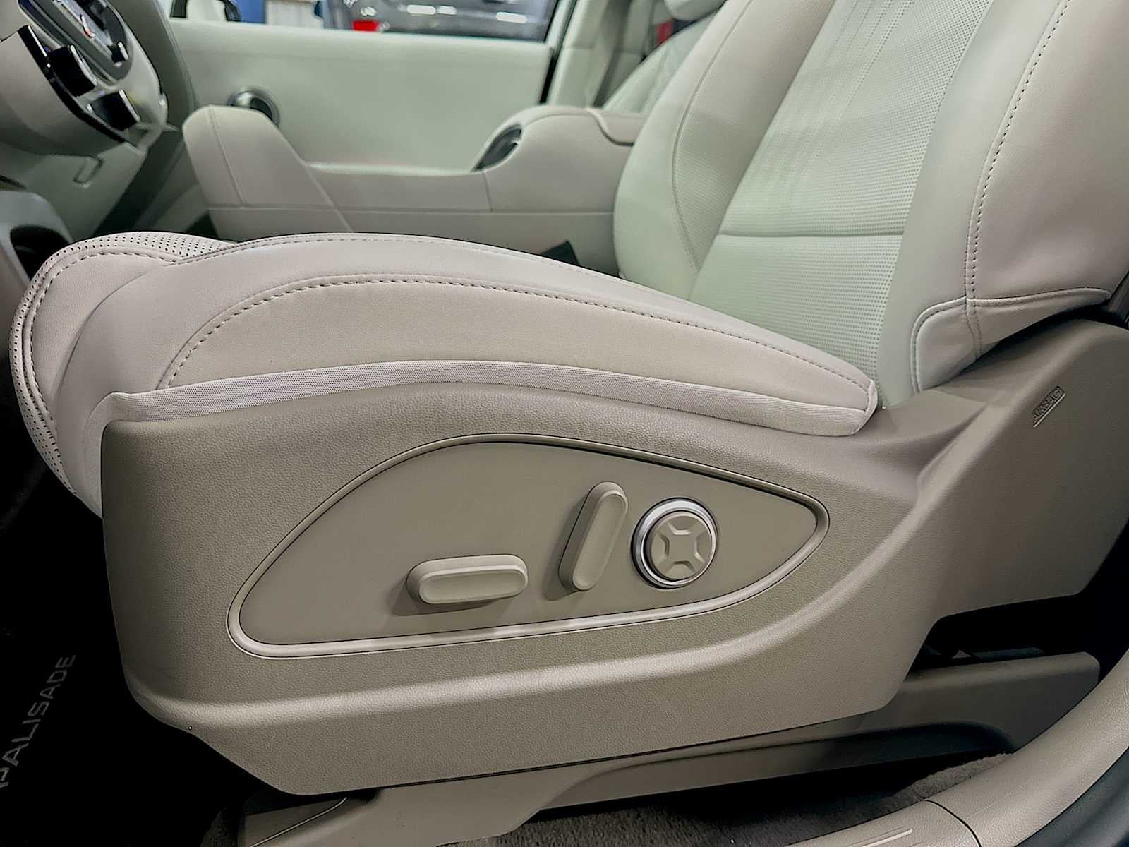 2026 Hyundai PALISADE SEL Premium FWD