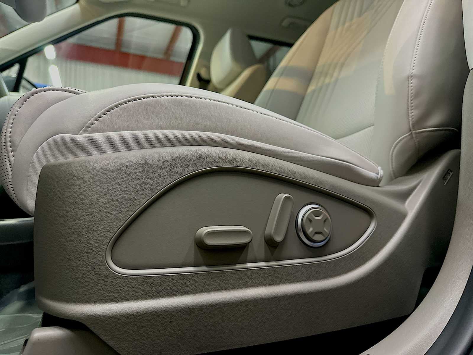 2026 Hyundai PALISADE SEL Premium 8P