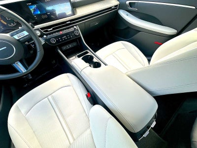 2025 Hyundai SONATA HYBRID SEL