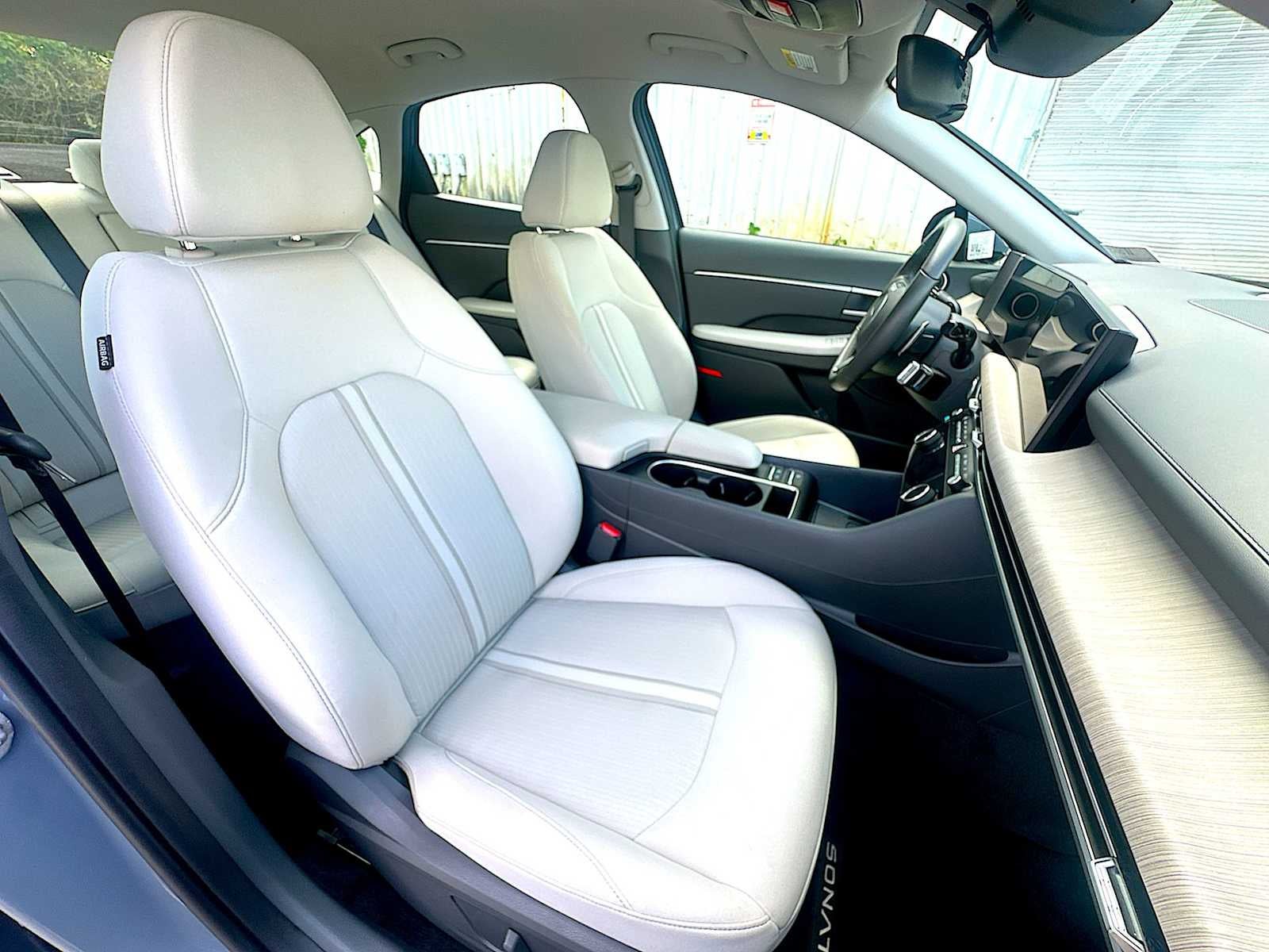 2025 Hyundai SONATA HYBRID SEL