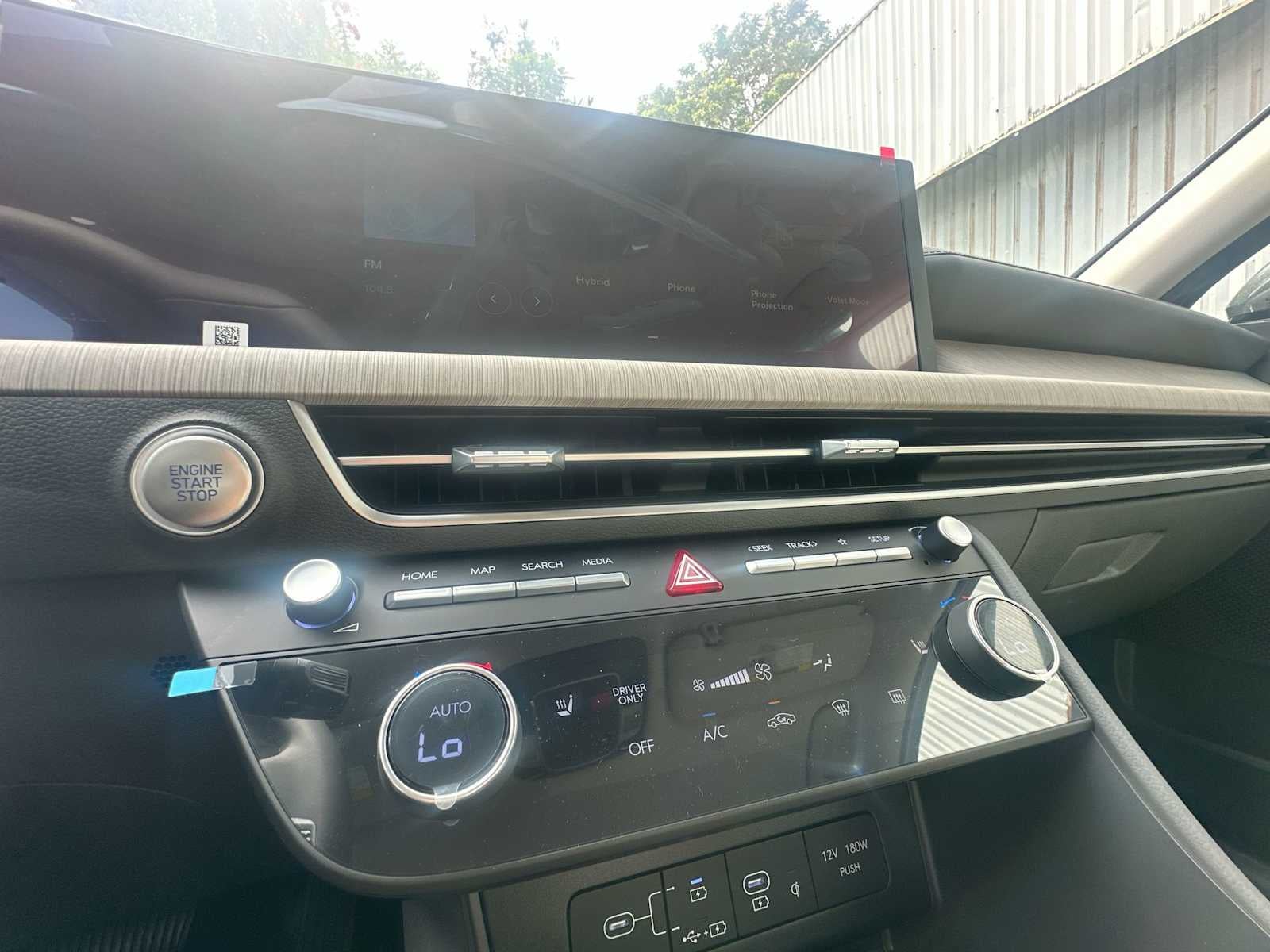 2025 Hyundai SONATA HYBRID SEL