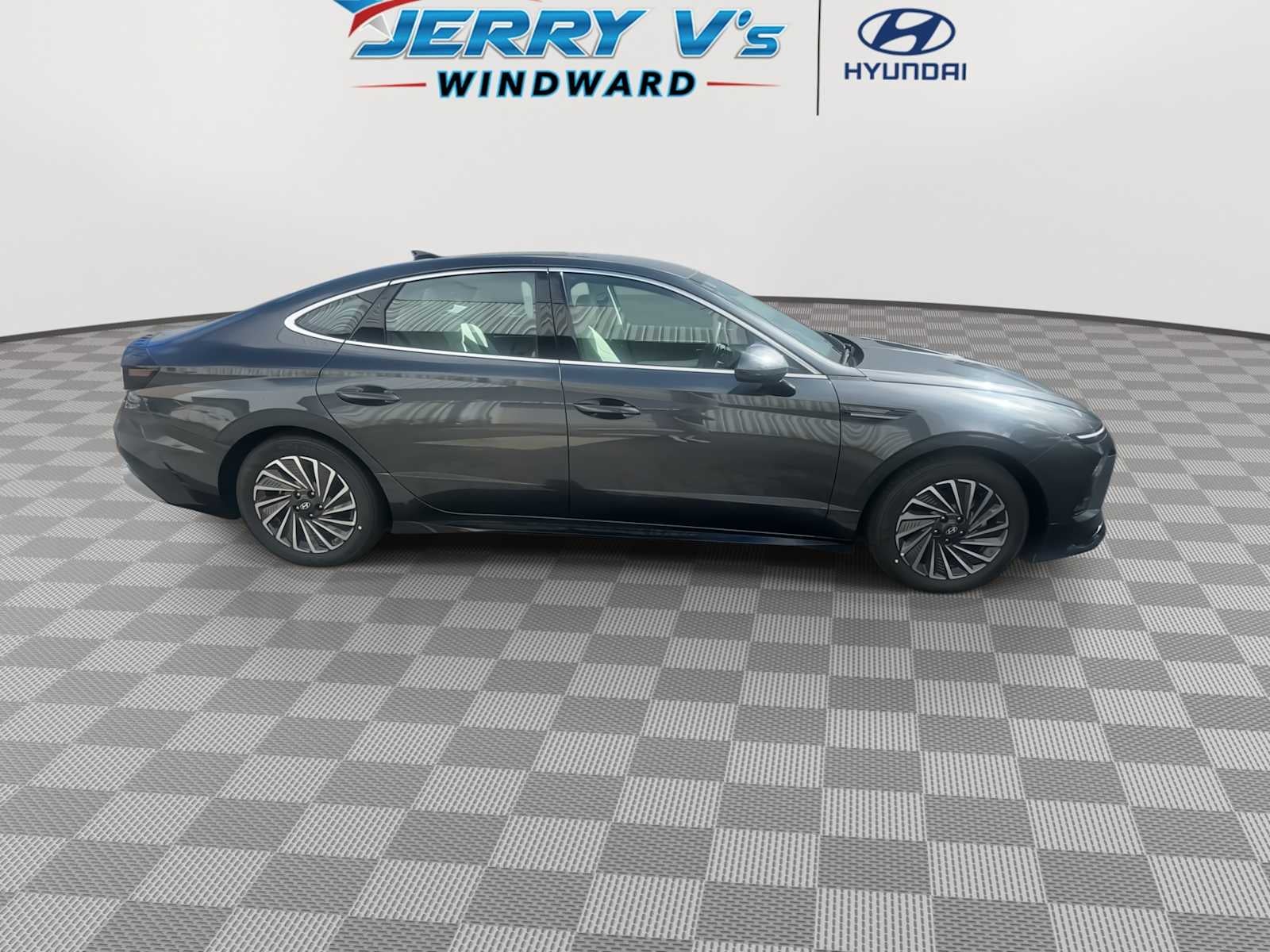 2025 Hyundai SONATA HYBRID SEL