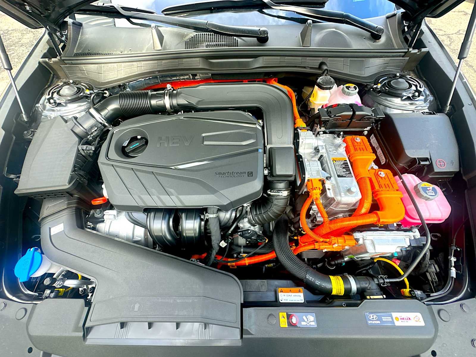 2025 Hyundai SONATA HYBRID SEL