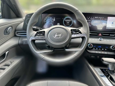 2025 Hyundai ELANTRA HYBRID SEL Sport