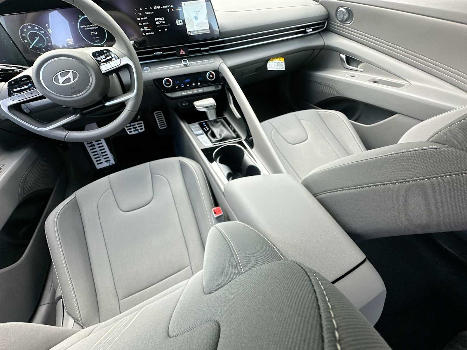 2025 Hyundai ELANTRA HYBRID SEL Sport