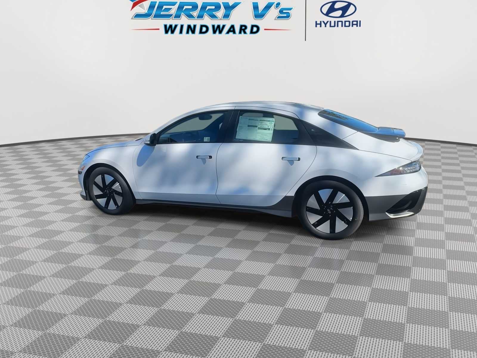 2025 Hyundai IONIQ 6 SE