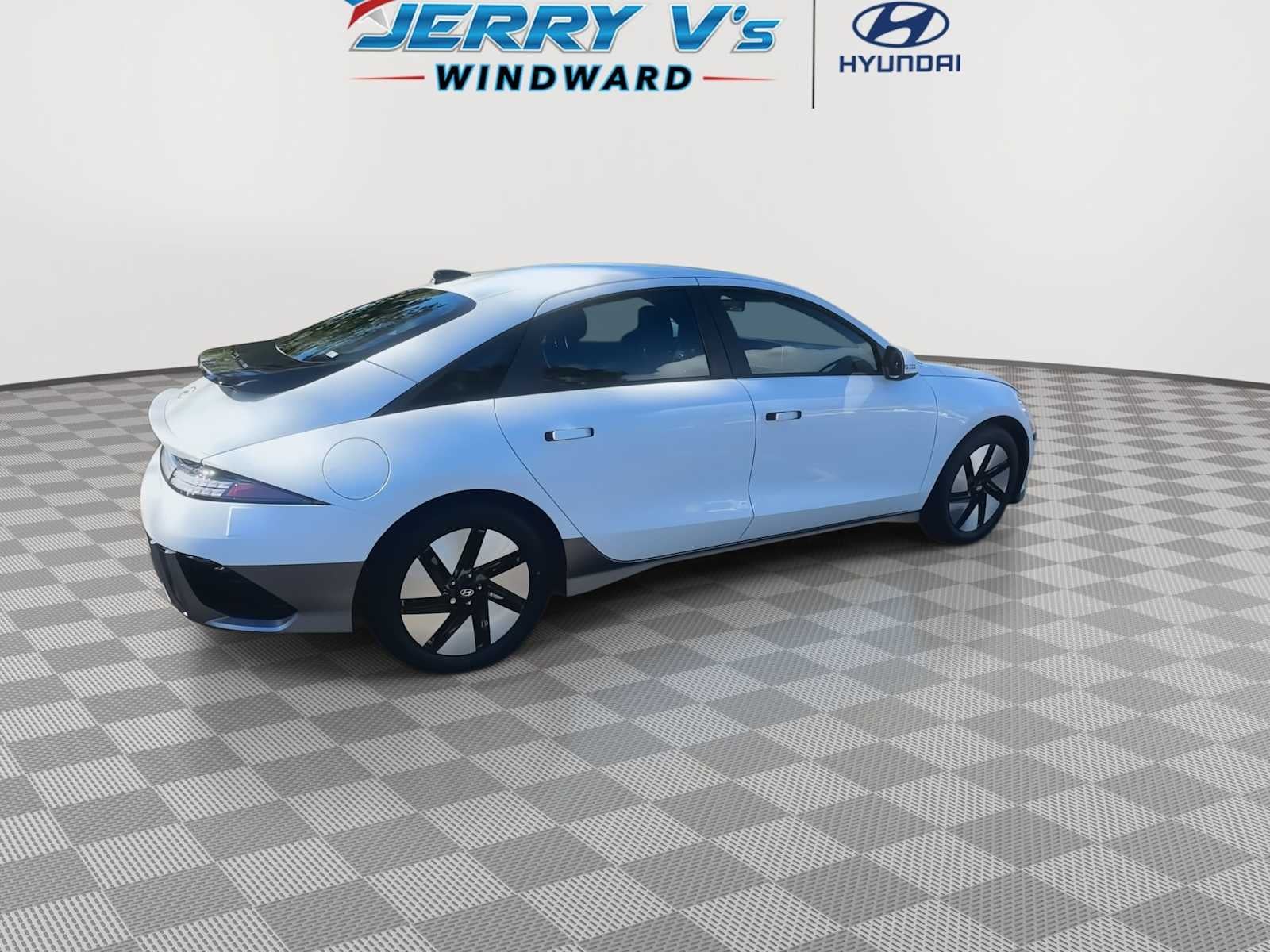 2025 Hyundai IONIQ 6 SE