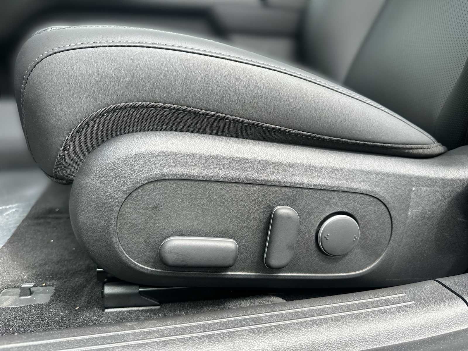 2025 Hyundai IONIQ 6 SEL