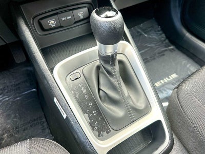 2026 Hyundai VENUE SE