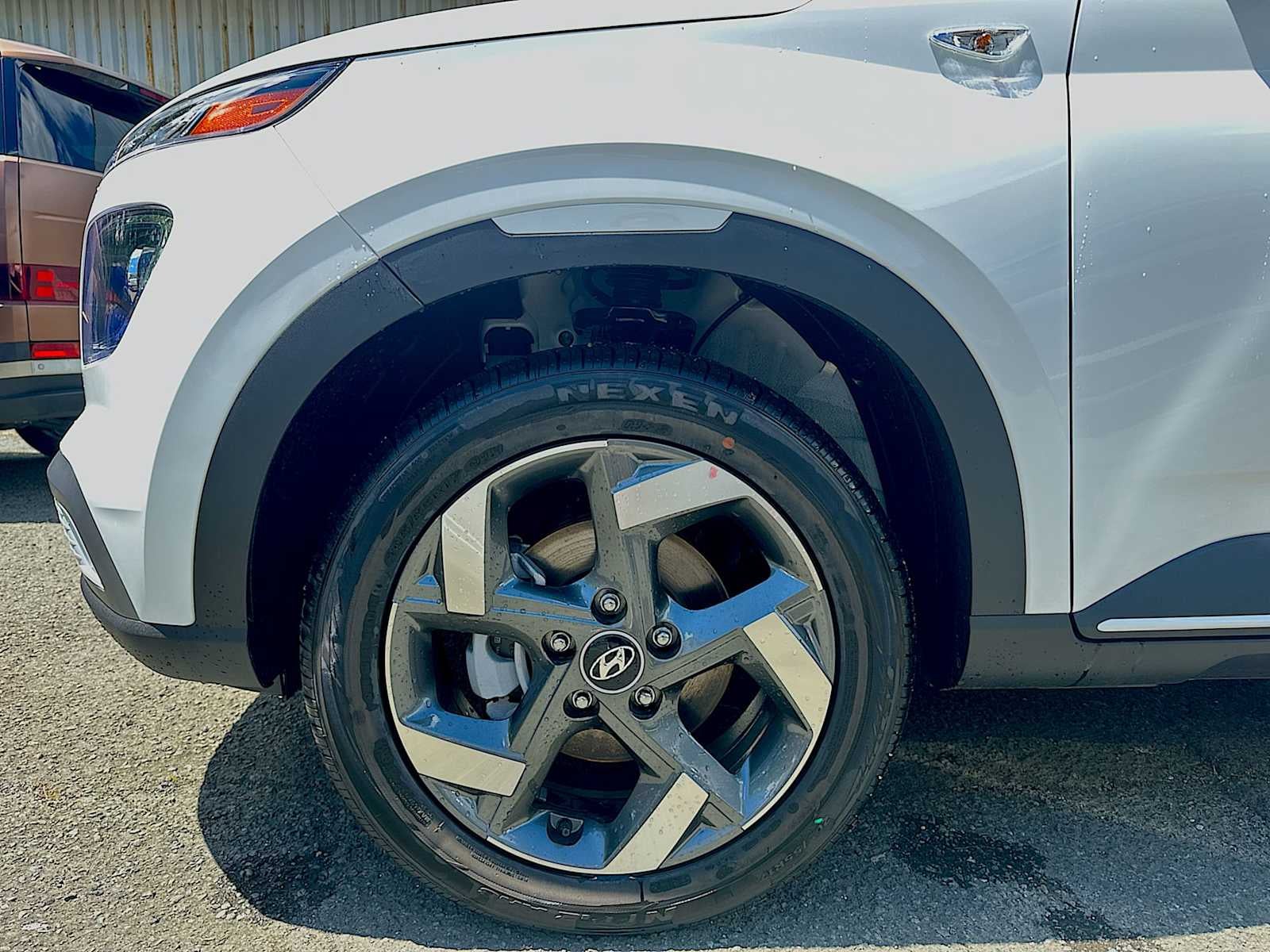 2026 Hyundai VENUE SEL W/Two-Tone Roof