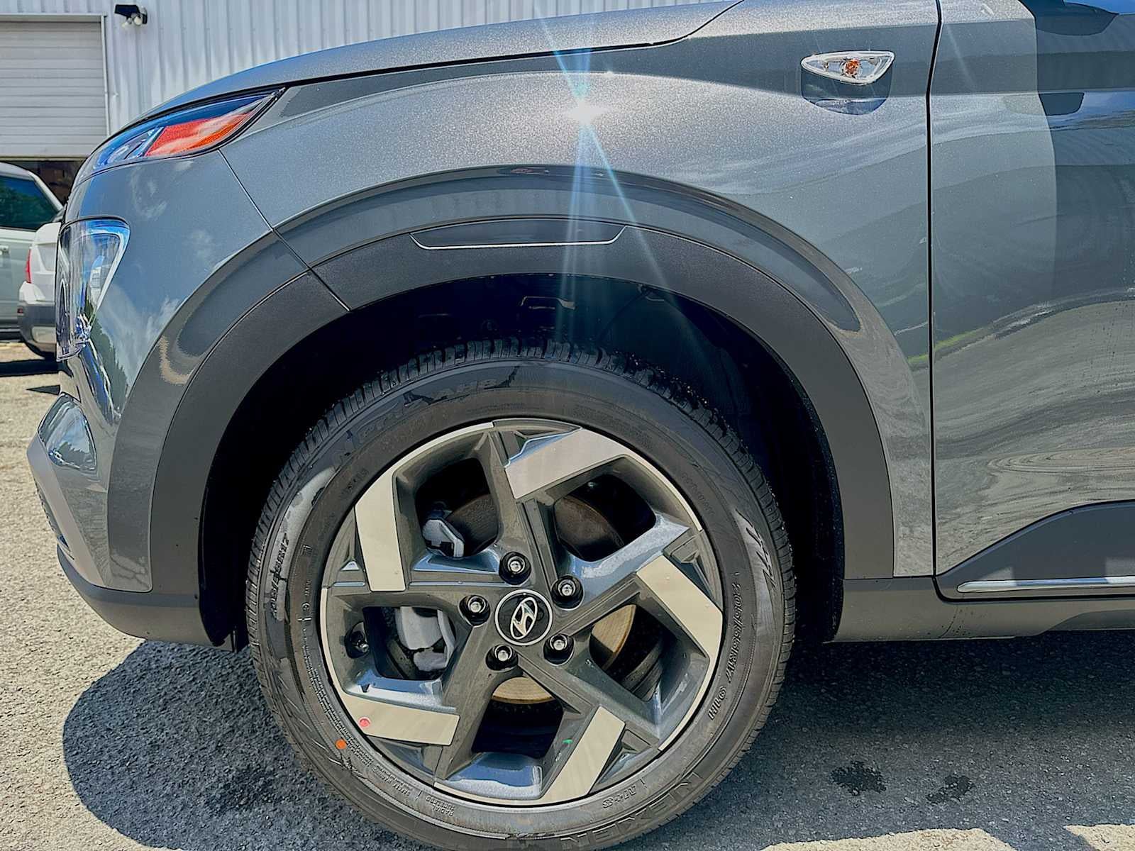 2026 Hyundai VENUE SEL W/Two-Tone Roof