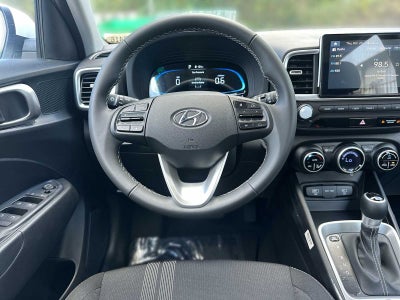2025 Hyundai VENUE SEL