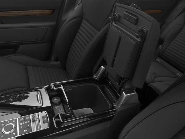 2018 Land Rover Discovery SE