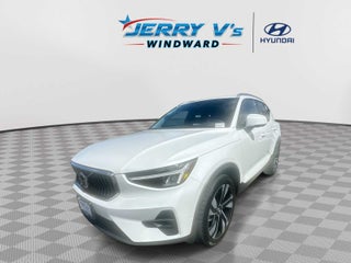2023 Volvo XC40 Plus Bright Theme
