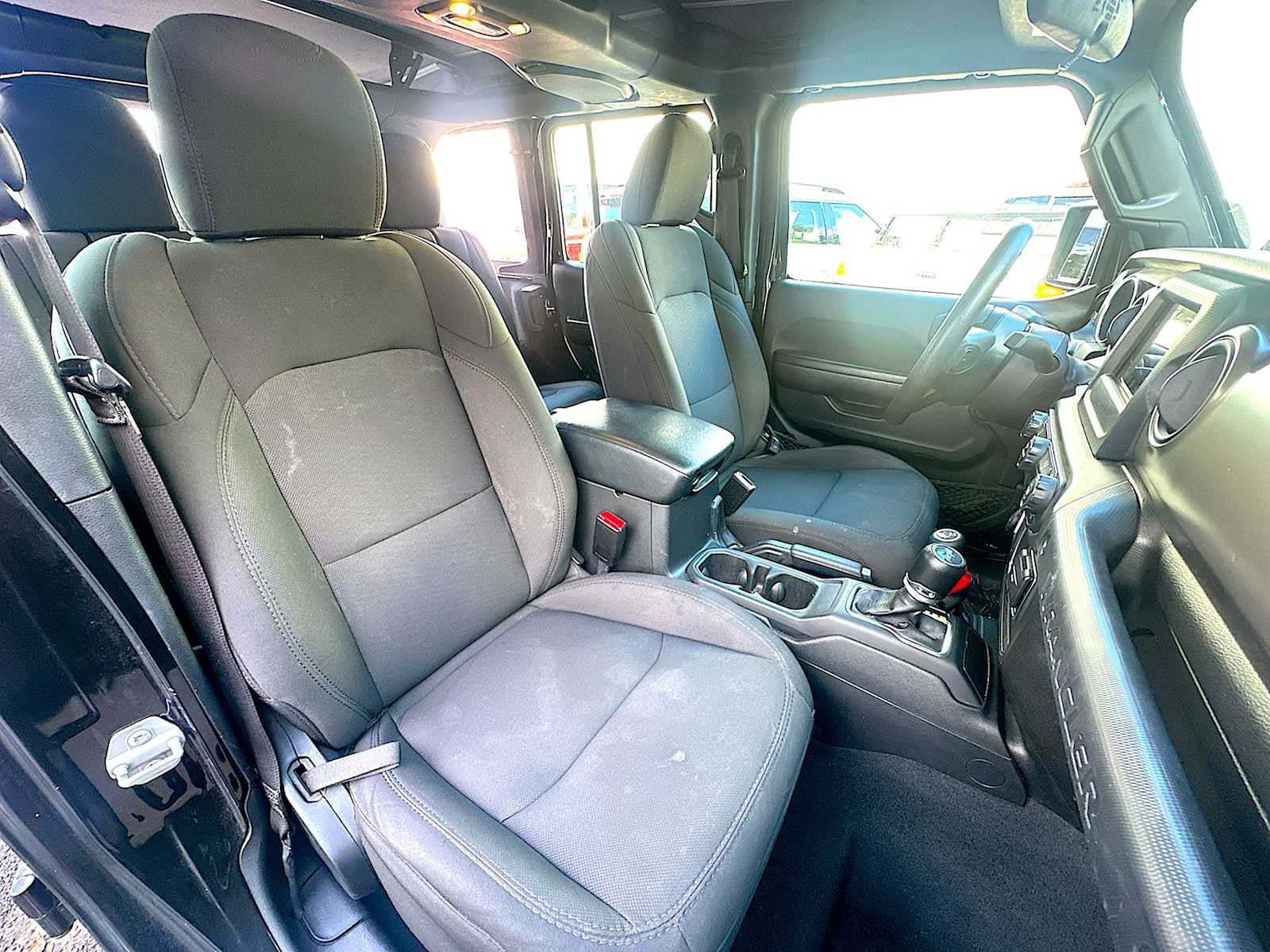 2023 Jeep Wrangler 4-Door Sport 4x4