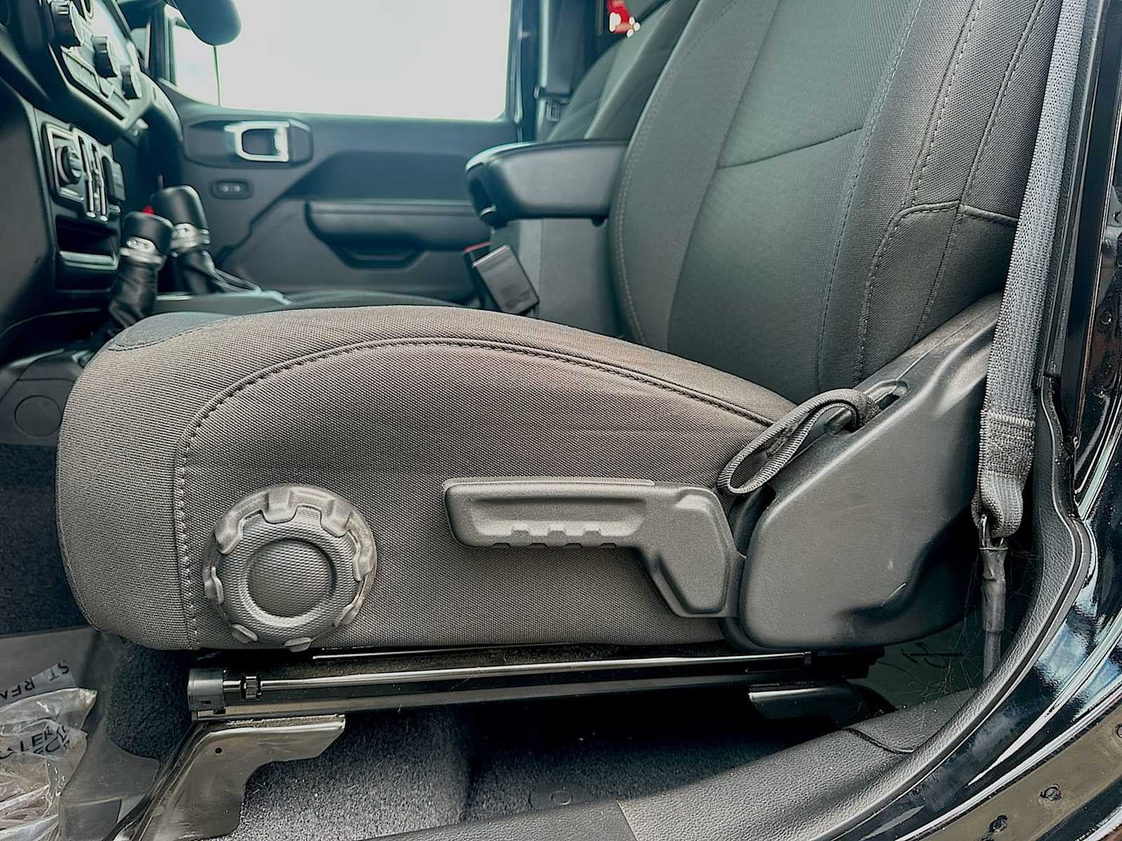 2023 Jeep Wrangler 4-Door High Tide 4x4