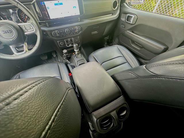 2024 Jeep Wrangler 4-Door Sahara 4x4