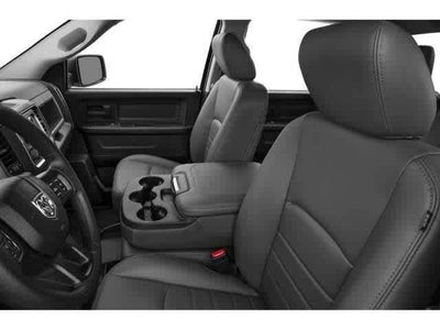 2018 RAM 1500 Express Crew Cab 4x4 5'7' Box