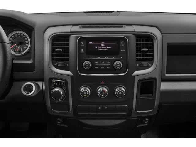 2018 RAM 1500 Express Crew Cab 4x4 5'7' Box