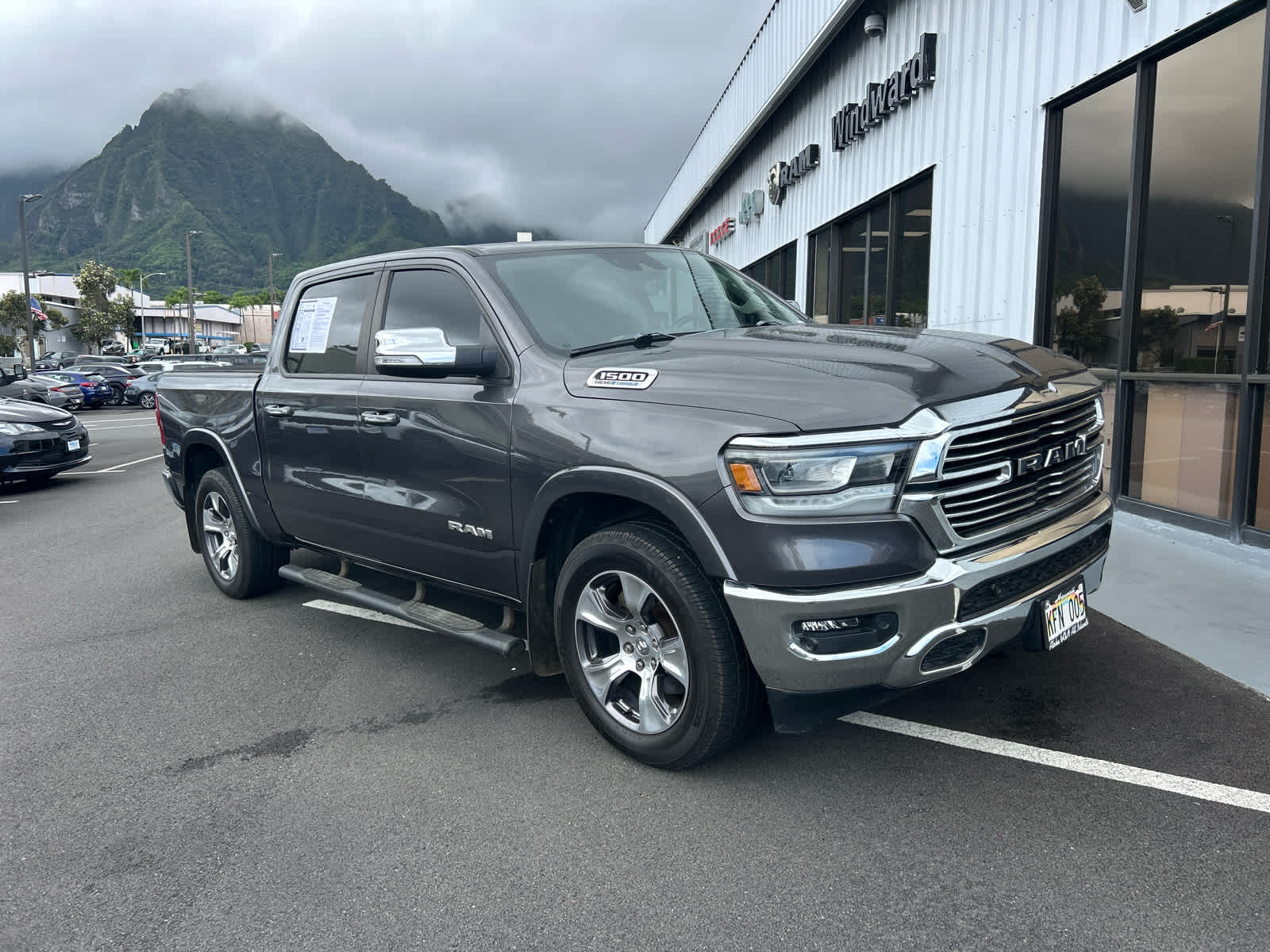 2022 RAM 1500 Laramie Crew Cab 4x4 5'7' Box