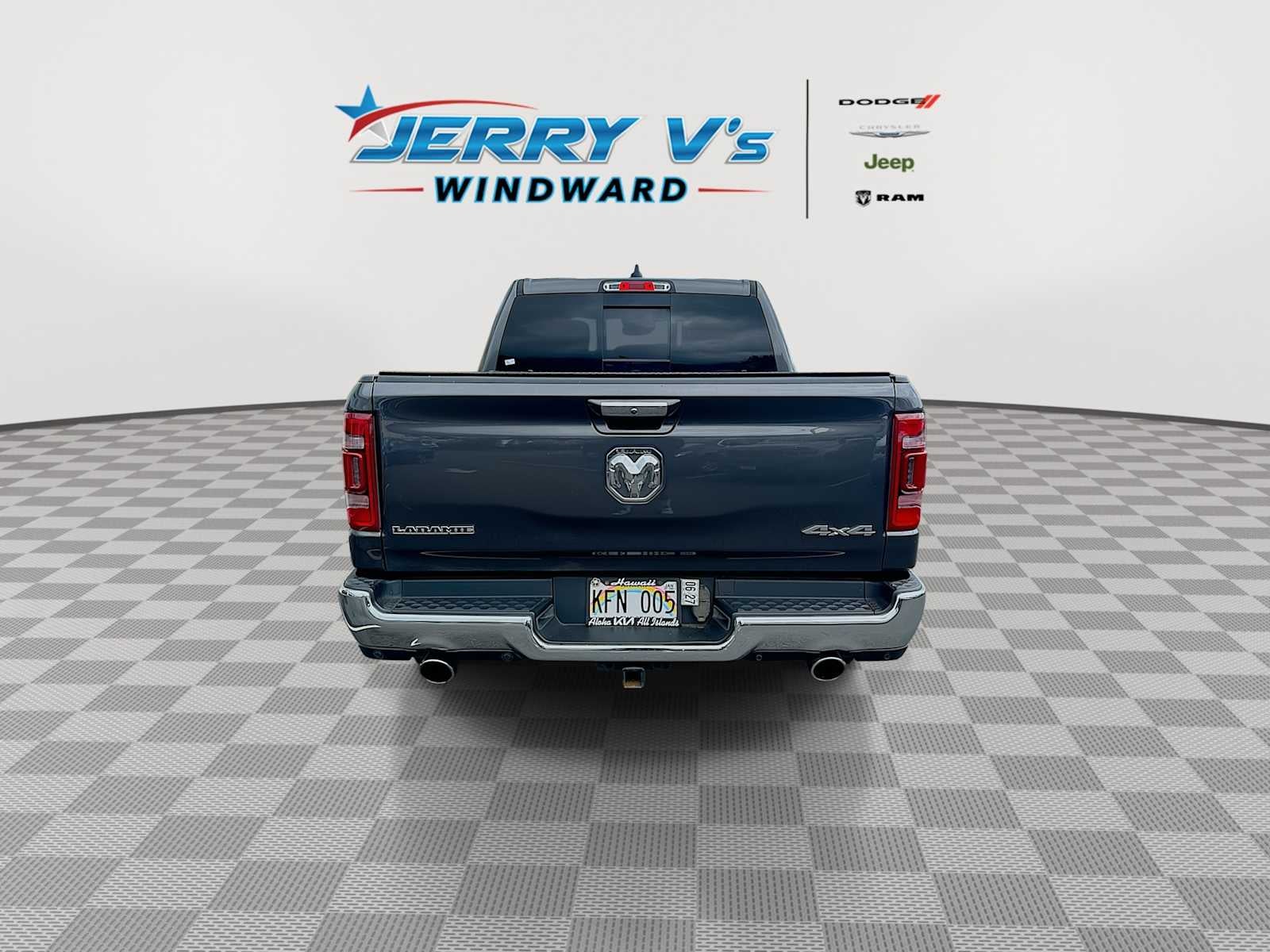 2022 RAM 1500 Laramie Crew Cab 4x4 5'7' Box