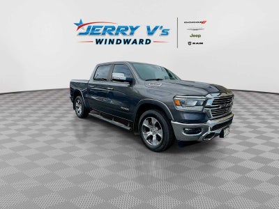 2022 RAM 1500 Laramie Crew Cab 4x4 5'7' Box