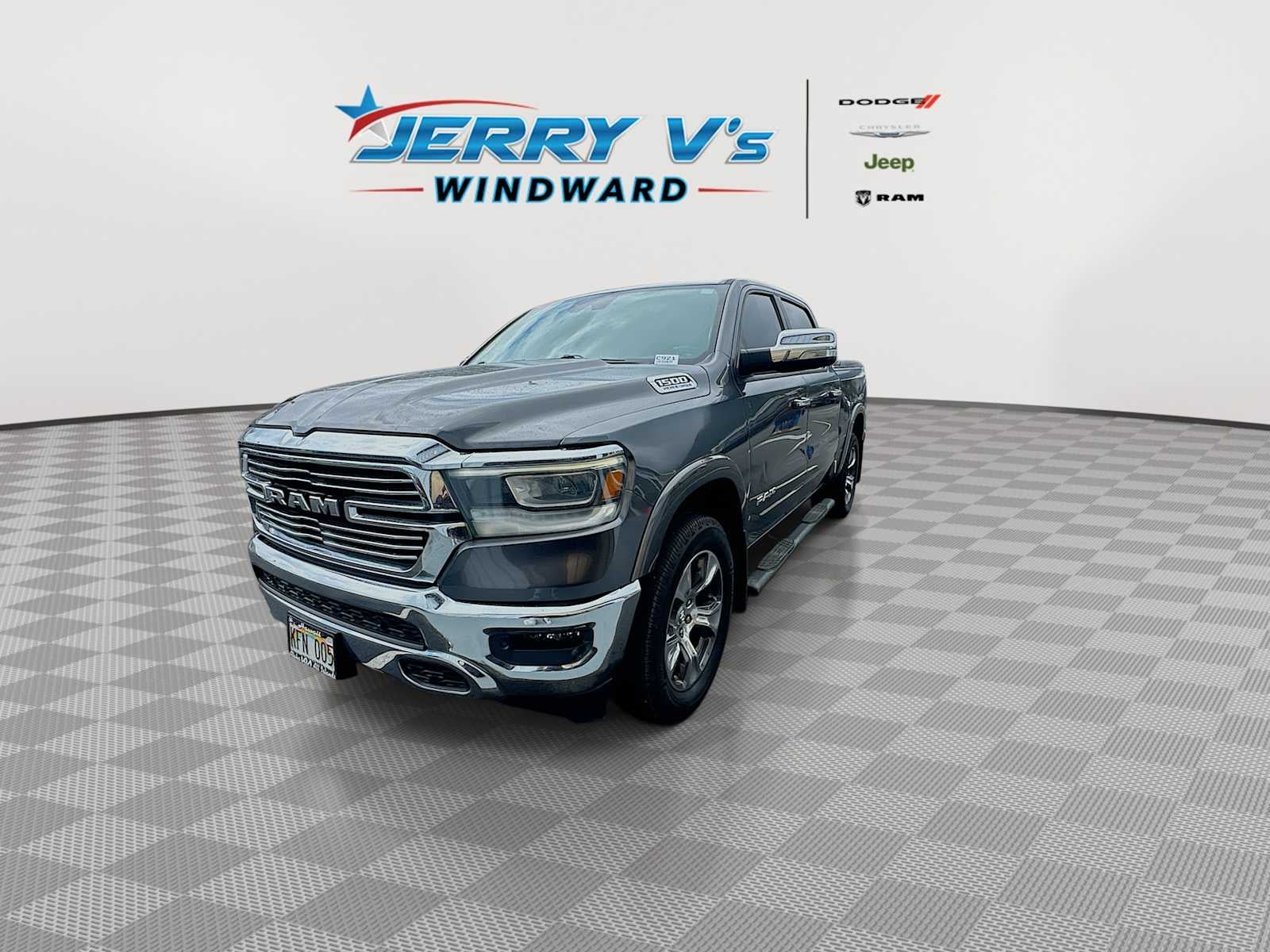 2022 RAM 1500 Laramie Crew Cab 4x4 5'7' Box