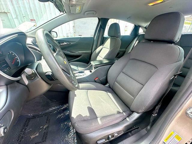 2022 Chevrolet Malibu FWD LT