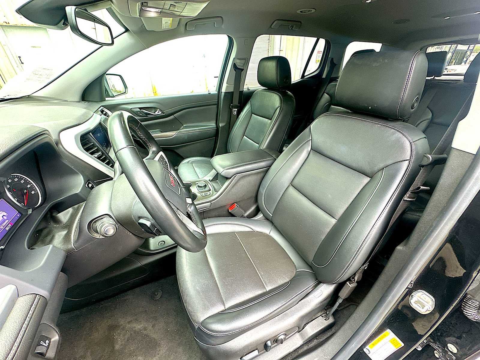 2023 GMC Acadia FWD SLT