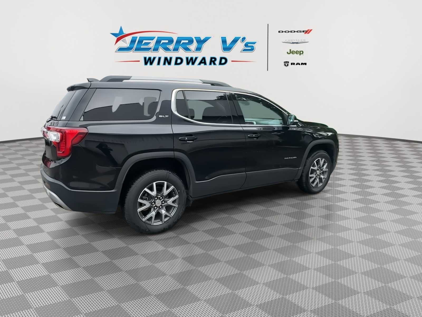 2023 GMC Acadia FWD SLT