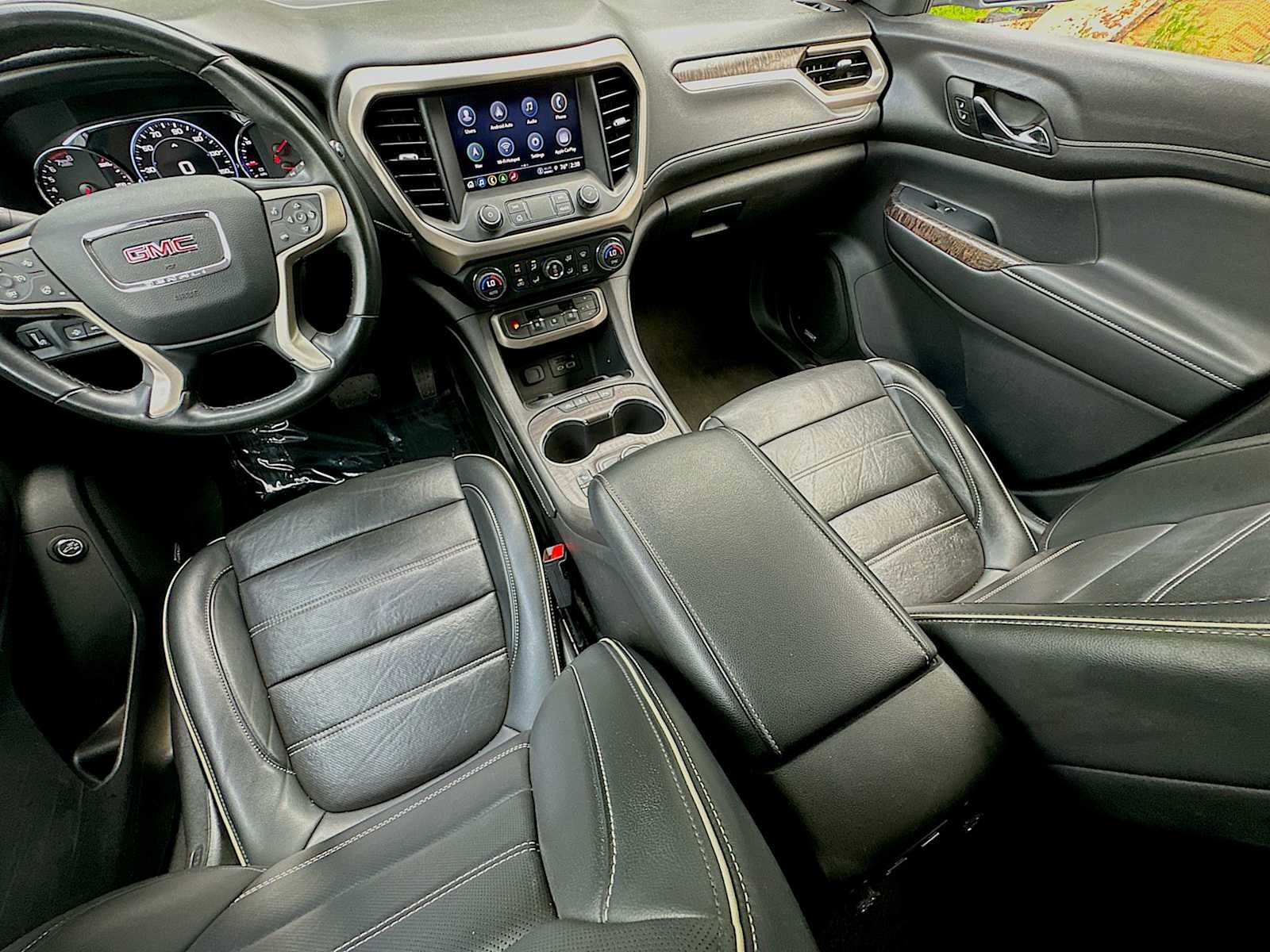 2023 GMC Acadia FWD Denali