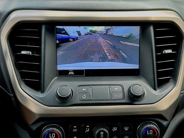 2023 GMC Acadia FWD Denali